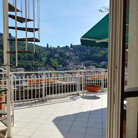 Il Mare In Terrazza ラッパロ